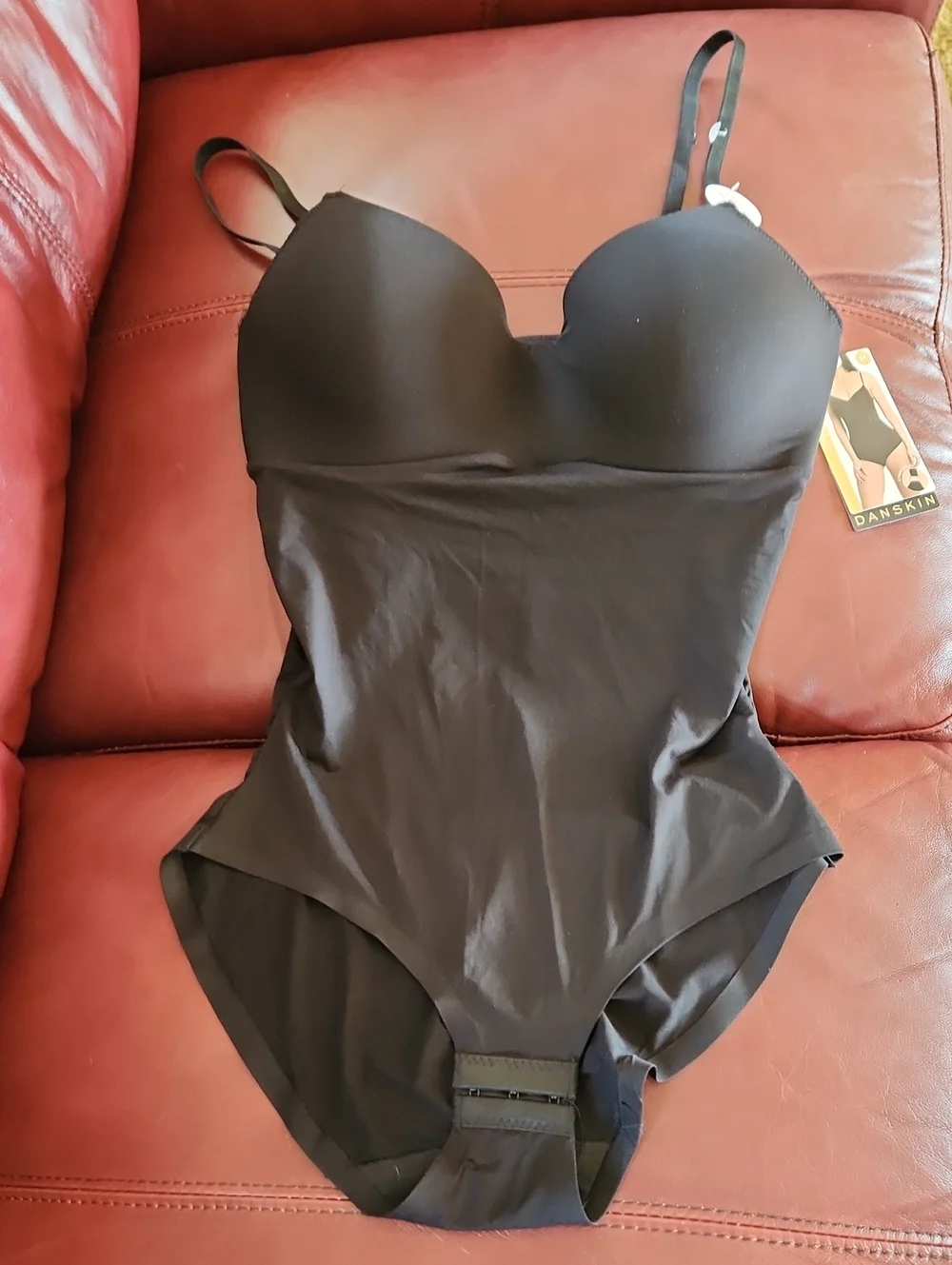 Danskin Black Shaping Bodysuit with Adjustable Straps Sz M - NWT - Picture 1 of 9